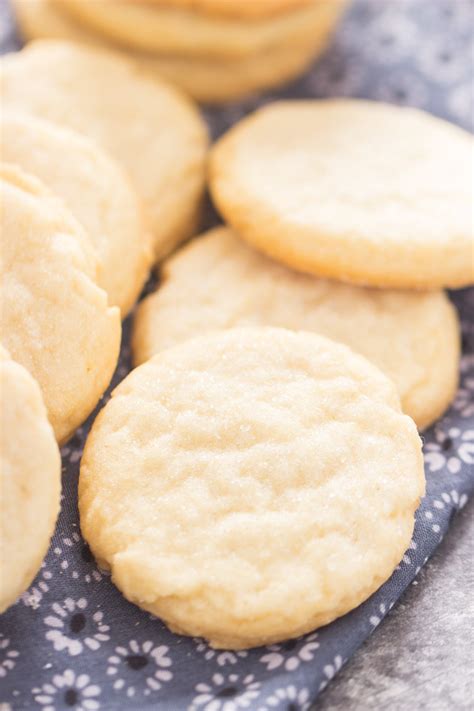 thin-crispy-amish-sugar-cookies-the-gold-lining-girl image