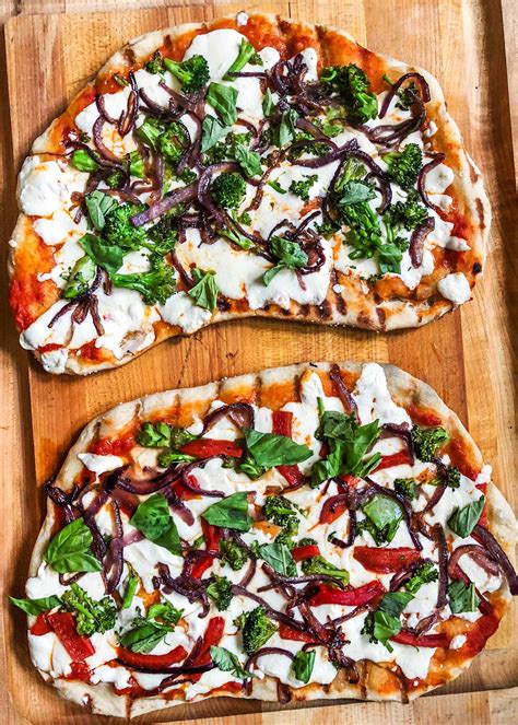 grilled-pizza-with-red-peppers-broccoli-and-onions image