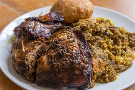 jamaican-food-15-traditional-dishes-to-eat-in-jamaica image