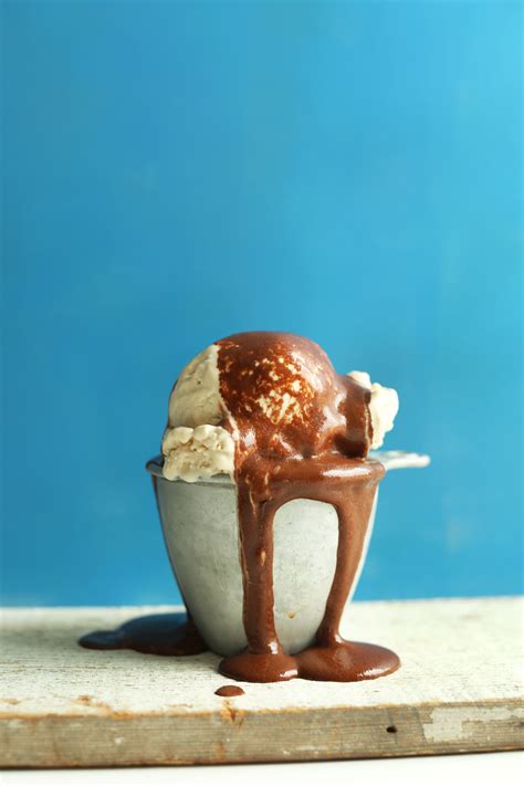 7-minute-vegan-chocolate-syrup-minimalist-baker image