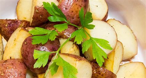 honey-roasted-potatoes-gerfoodie image