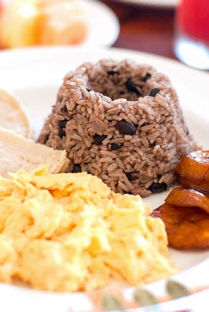 authentic-costa-rican-gallo-pinto-beans-and-rice image