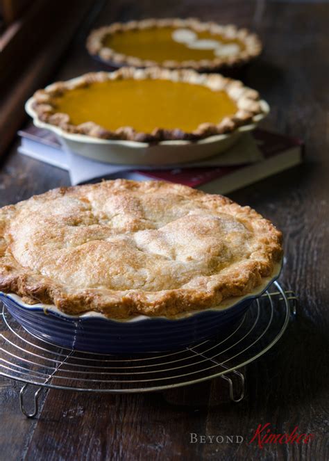 old-fashioned-deep-dish-apple-pie-recipe-beyond image