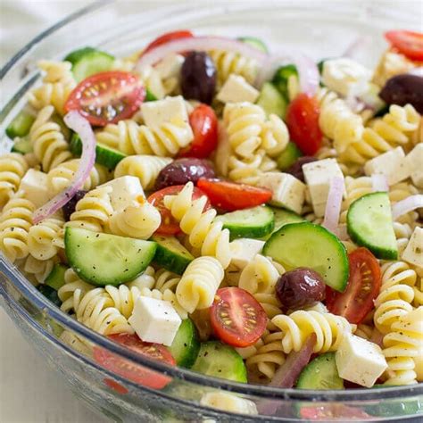 easy-greek-pasta-salad-video-oh-sweet-basil image