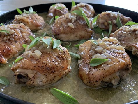 coconut-braised-chicken-recipes-roger-mooking image