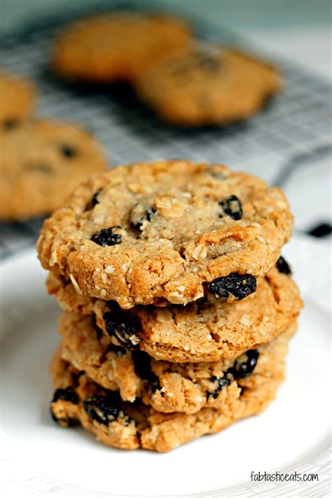 crispy-oatmeal-raisin-cookies-belle-vie image