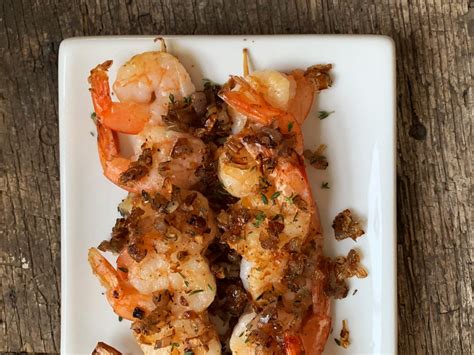 pan-seared-shrimp-with-caramelized-shallots-and-thyme image