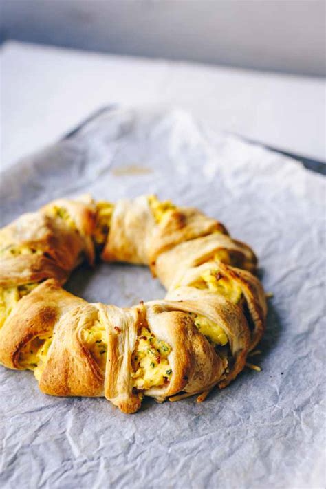 the-most-amazing-breakfast-crescent-ring image