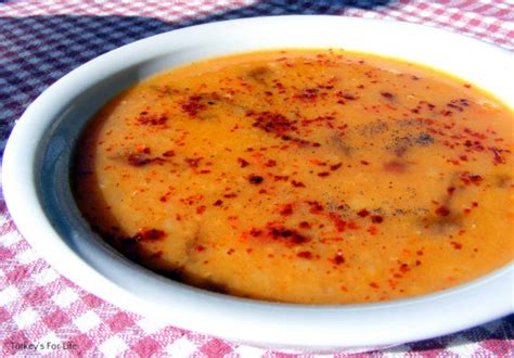 red-lentil-soup-recipe-a-turkish-favourite-turkeys image
