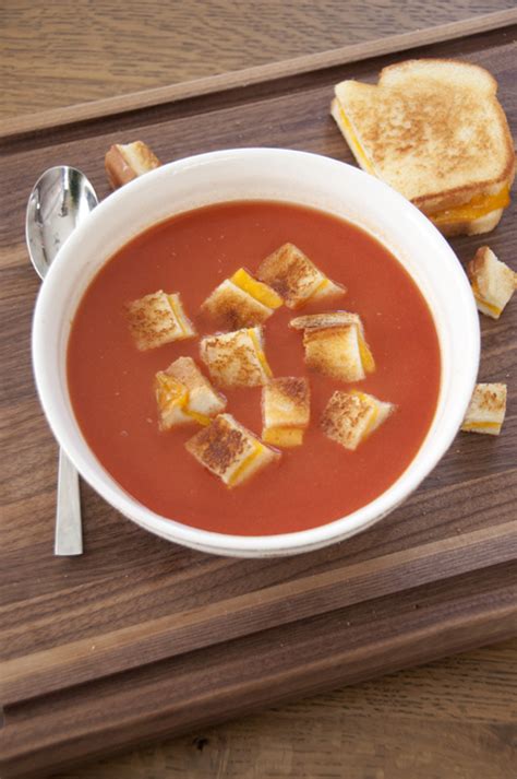 easy-tomato-soup-and-grilled-cheese-croutons image