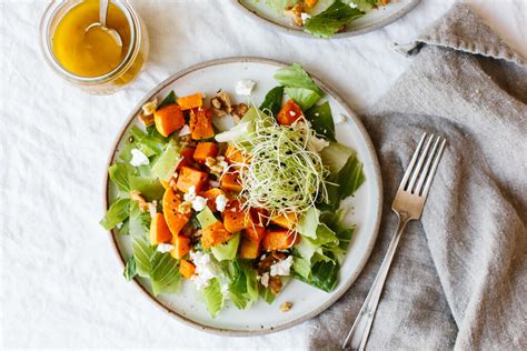 roasted-butternut-squash-romaine-and-goat-cheese image