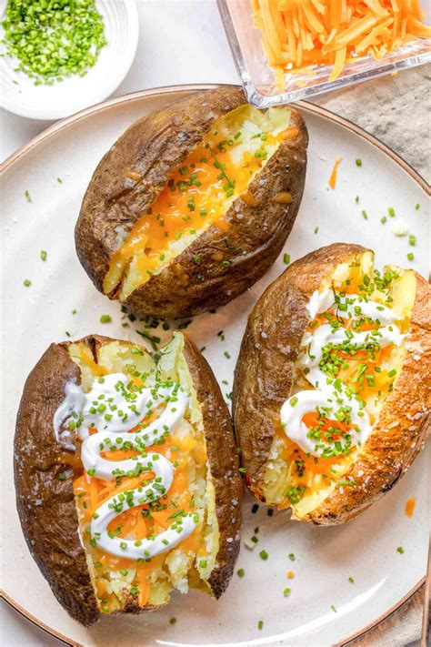 microwave-baked-potato-recipe-simplyrecipescom image