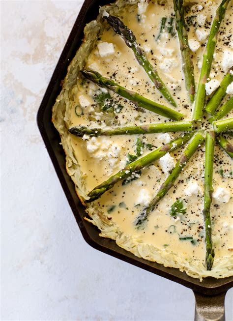 hash-brown-quiche-asparagus-quiche-with-hash image