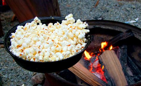 make-campfire-popcorn-the-old-fashioned-way-the image