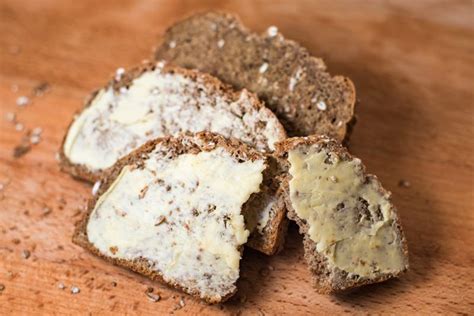 traditional-irish-brown-bread-recipe-irishcentralcom image