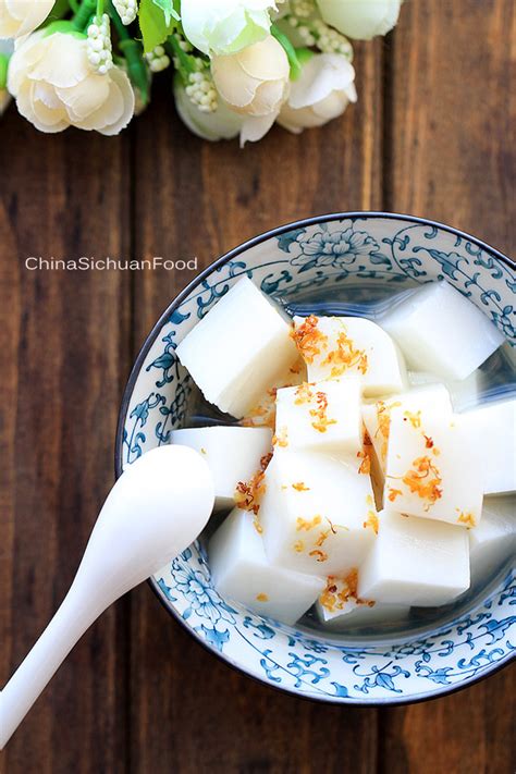 chinese-almond-tofu-almond-jelly-china-sichuan-food image