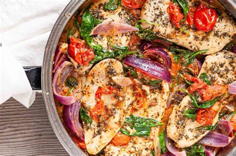 italian-skillet-chicken-with-spinach-tomatoes-and-onions image