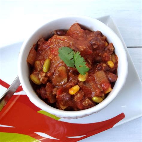 smoky-corn-edamame-beef-chili-nutrition-in-the image