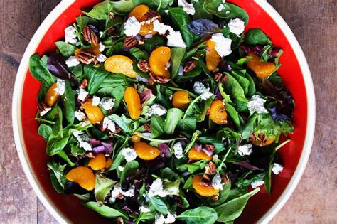 mandarin-mixed-greens-salad-recipe-reluctant-entertainer image
