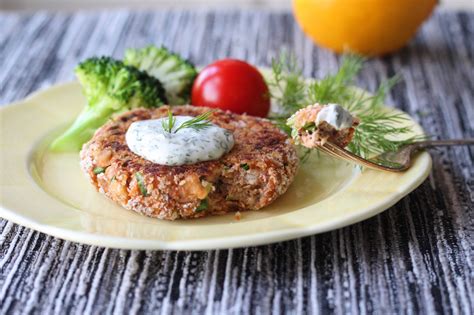 salmon-cakes-with-dill-aioli-verywell-fit image