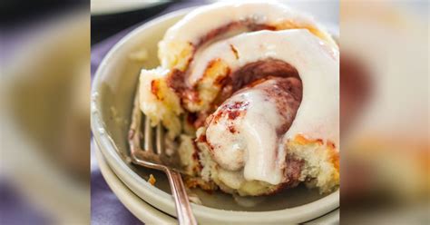 copycat-cinnabon-recipe-brings-the-mall-to-your-kitchen image