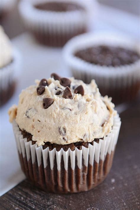 chocolate-fudge-brownie-cupcakes-mels-kitchen-cafe image