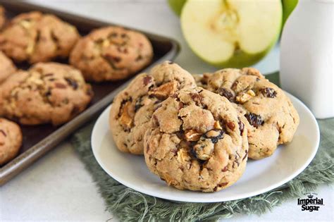 oh-so-soft-apple-cinnamon-cookies-dixie-crystals image
