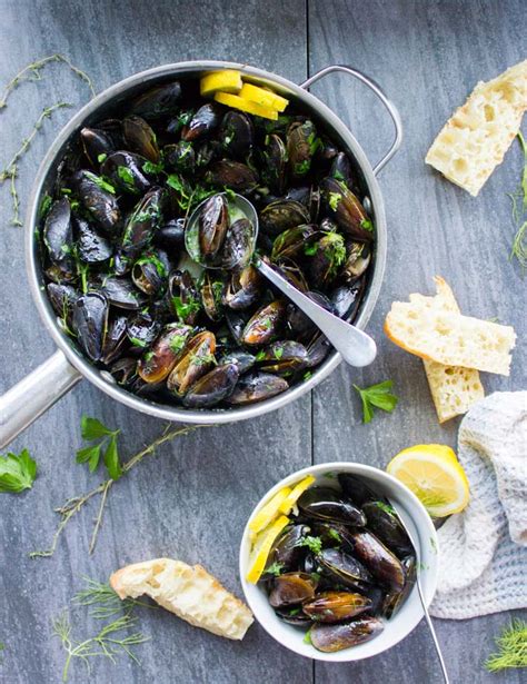 how-to-cook-mussels-best-mussels-recipe-two-purple image