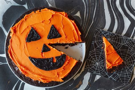 brownies-go-boo-with-a-jack-o-lantern-grin-kitchn image