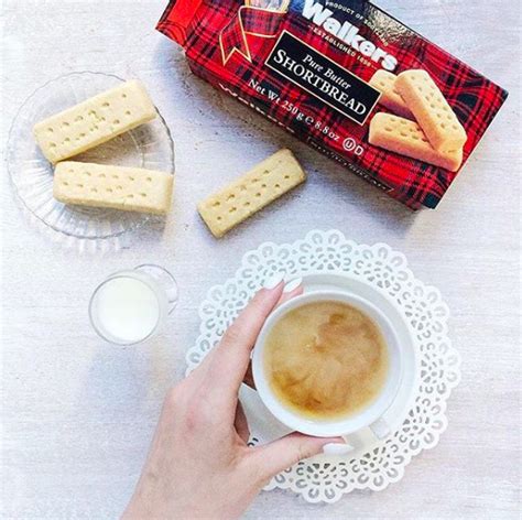 the-5-most-delicious-store-bought-shortbreads image