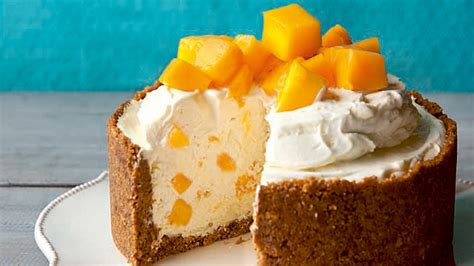 no-bake-white-chocolate-mango-cheesecake image