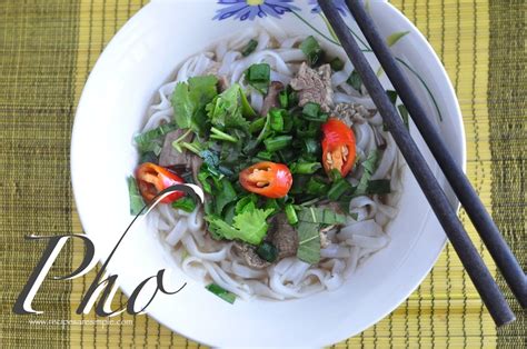 vietnamese-pho-bo-beef-and-noodle-soup image
