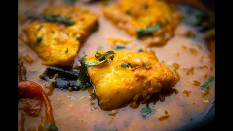 easy-coconut-fish-curry-recipe-east-african-style image