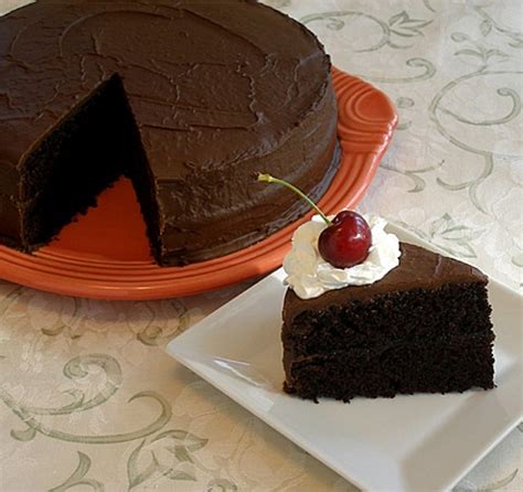healthy-oven-chocolate-fudge-cake-craftybaking image