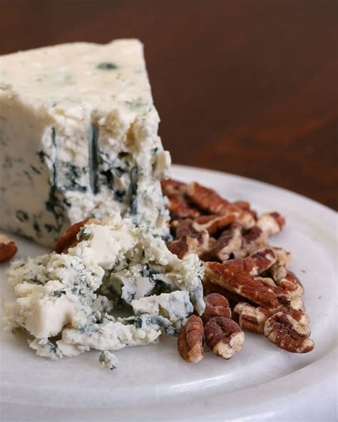 blue-cheese-log-jamie-geller image