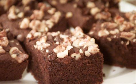 chocolate-applesauce-cake-recipe-los-angeles-times image