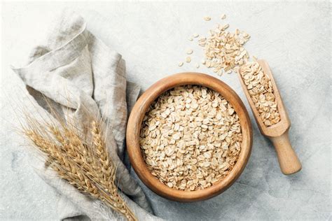 heres-why-oatmeal-is-a-superfood-healthylife-blog image