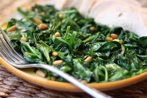 spinach-with-lemon-and-pine-nuts-barefeet-in-the image