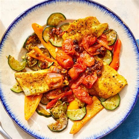 recipe-indian-style-baked-fish-with-zucchini-peppers image