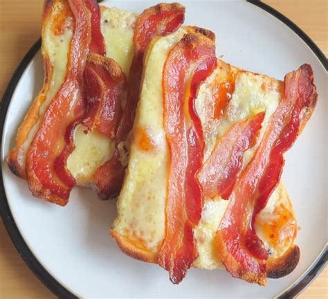 bacon-cheese-on-toast-the-english-kitchen image