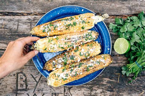 campfire-grilled-mexican-street-corn-fresh-off-the-grid image