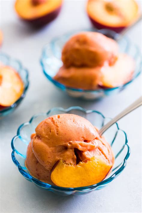 5-minute-soft-serve-peach-nice-cream-get-inspired image