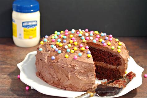 chocolate-mayonnaise-cake-old-fashioned-food image