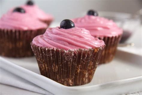 carrot-muffins-with-blueberry-frosting-carrot-cake image