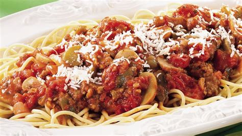 spaghetti-with-meat-sauce-recipe-pillsburycom image