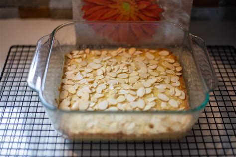 dutch-almond-bars-shes-not-cookin image