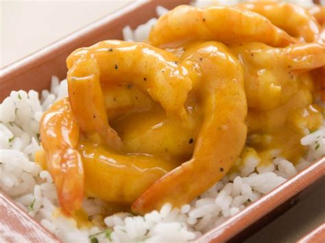 shrimp-in-curry-sauce-recipe-cdkitchencom image