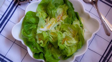 butter-lettuce-with-shallots-vinaigrette-giangis-kitchen image