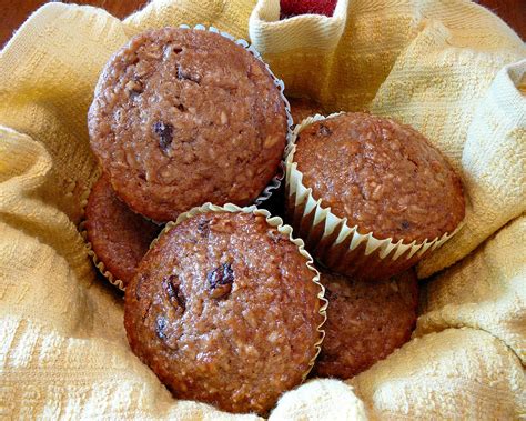 apple-raisin-spice-muffins-coachs-oats image