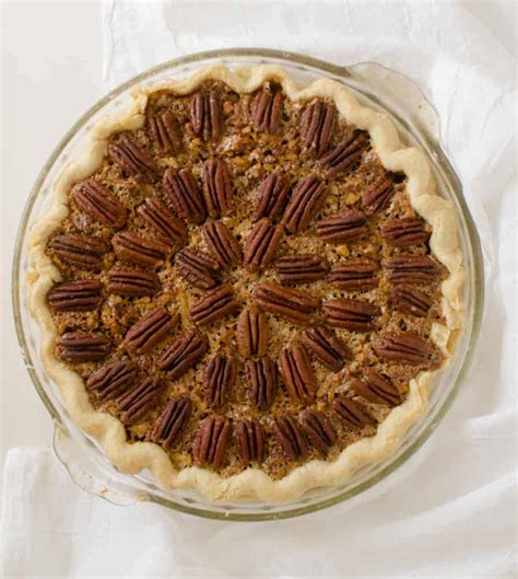 the-best-pecan-pie-recipe-how-to-make-pecan-pie image